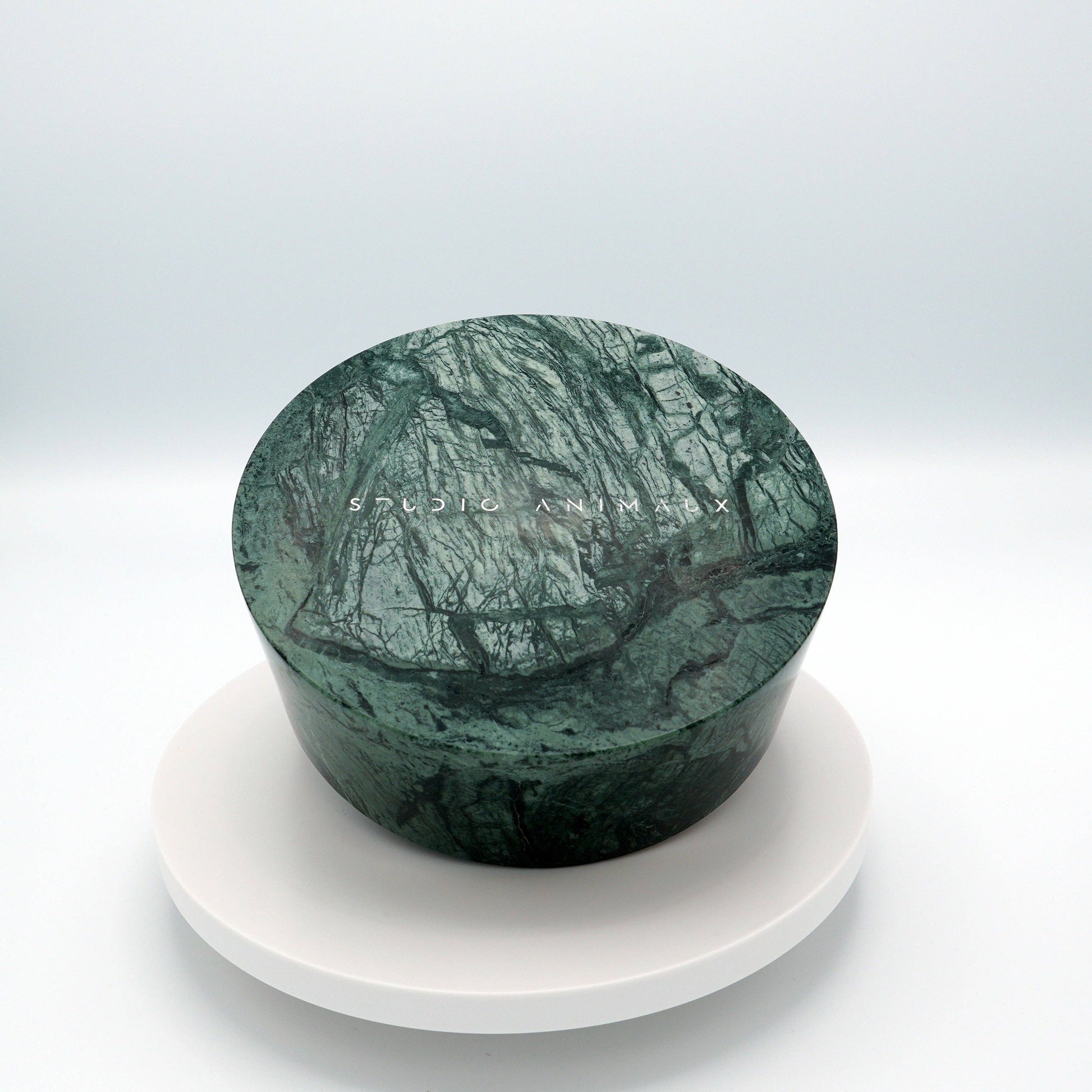 Marmor Fressnapf Indian Dark Green Detail – Studio Neva